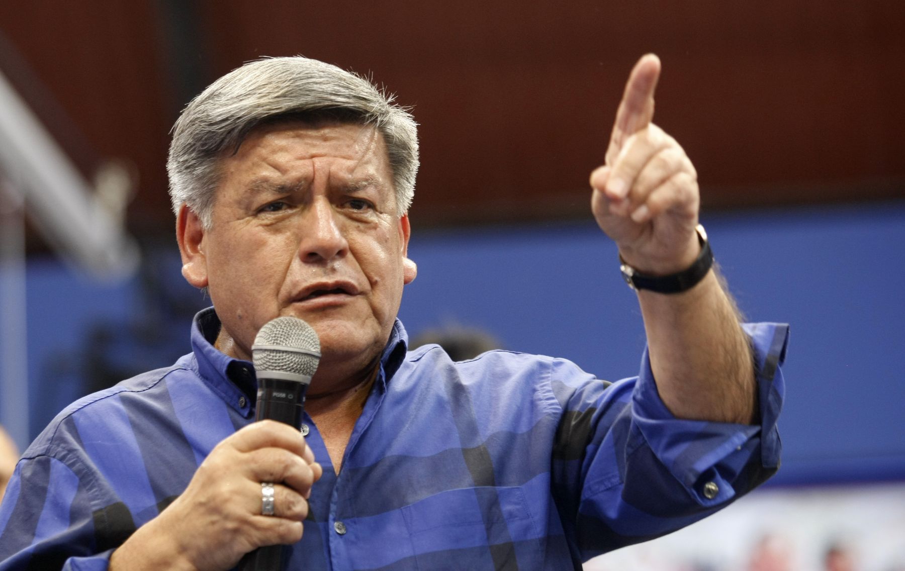 Es falsa la versión de Acuña acerca de que al inicio de su gestión las comisarías de Trujillo no tenían patrulleros.
