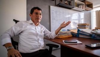 POLÍTICA. El coronel en retiro Harvey Colchado sostiene que algunos políticos se han acercado a pedirle ayuda en la elaboración de planes de gobierno.