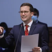Es falsa la versión del congresista Cavero acerca de que Patricia Benavides no presentó una acción de amparo ante su suspensión