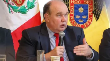 Es falsa la versión de López Aliaga acerca de que el Mininter no recibe dinero para enfrentar la inseguridad ciudadana 